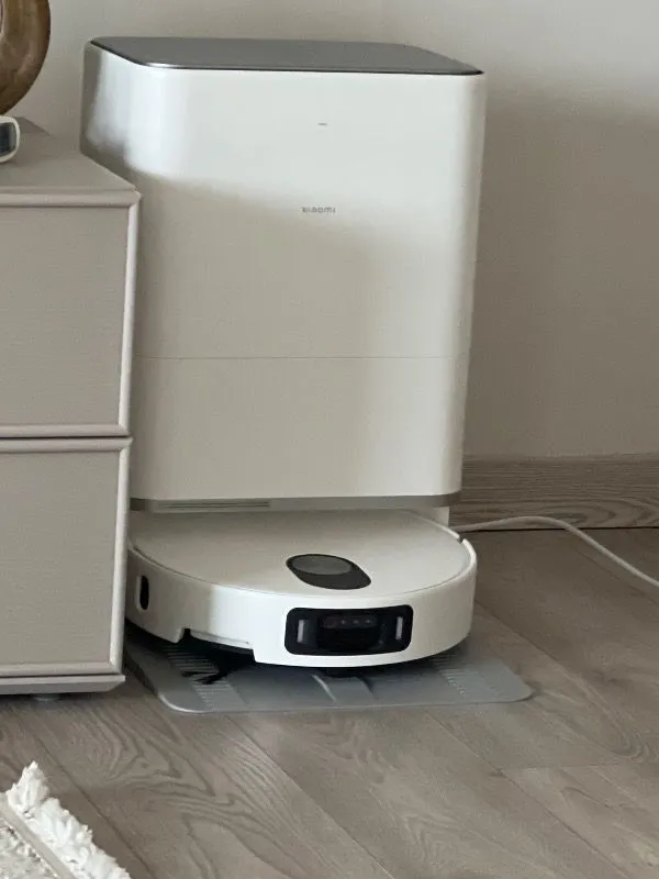 Xiaomi Robot Vacuum 5 Pro Akıllı Robot Süpürge ve Mop 20.000 Pa Beyaz