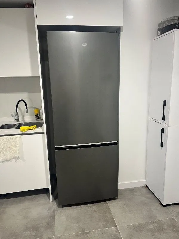 Beko 670475 MG No Frost Gri Buzdolabı