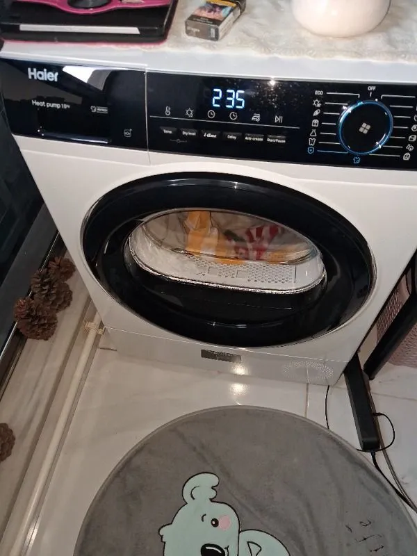Haier HD100-A2939E-TR 10 kg Wi-Fi Bağlantılı Isı Pompalı Kurutma Makinesi