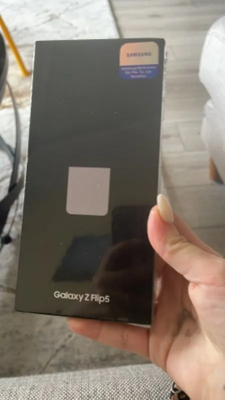 Samsung Galaxy Z Flip5