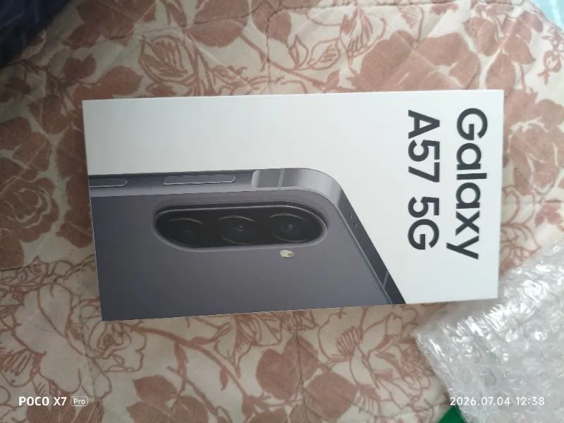 Xenon Smart Cam Silme Robotu (Elo) ve 6 Adet Mop | 2'li Set, Kumandalı, 3 Modlu, Mobil Kontrol