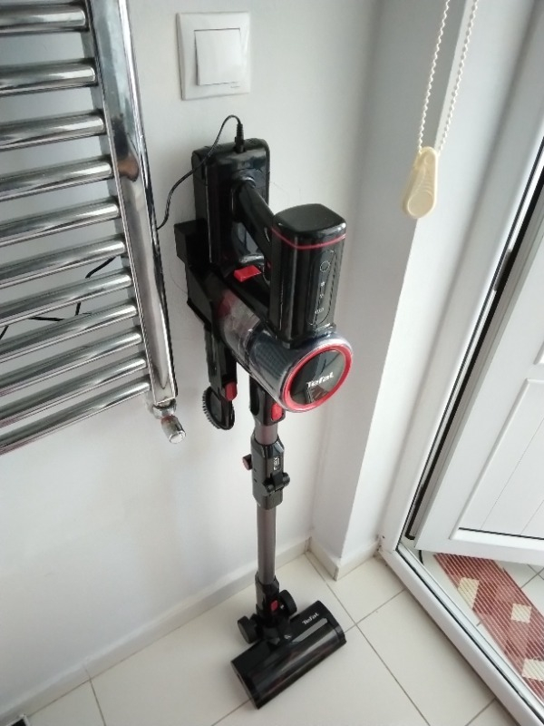 Hoover HHCR3818EWPL E Enerji Sınıfı 463 lt No-Frost Gardırop Tipi Buzdolabı