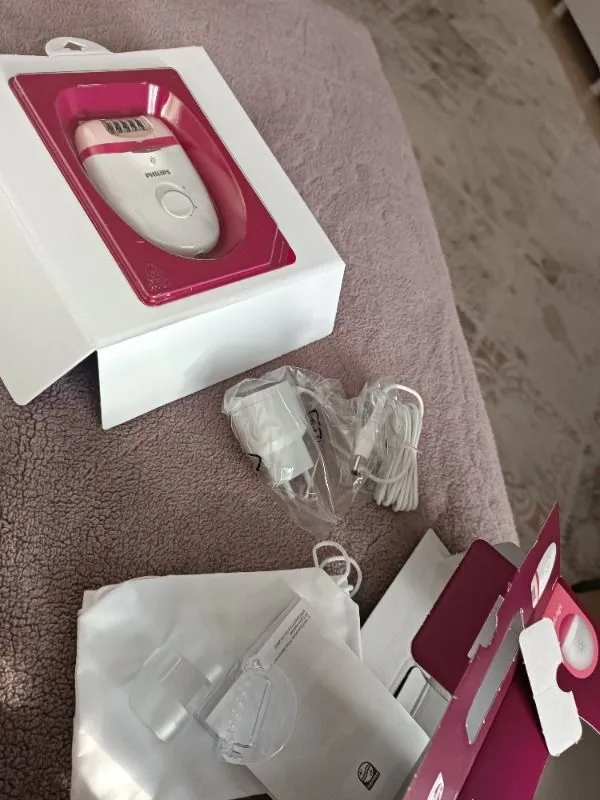 Philips BRE255/05 Satinelle Essential Kablolu Kompakt Epilatör Yıkanabilir Başlık ve 3 Hız Ayarıyla