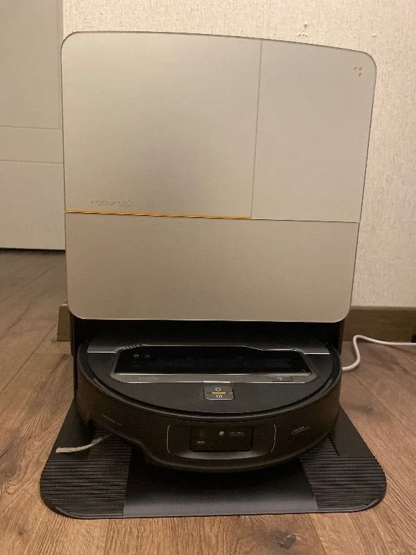 Roborock Saros Z70 Akıllı Robot Süpürge