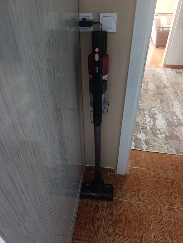 Philips 6000 Serisi Kablosuz Dikey Süpürge, PowerCyclone 11, 64 Dakika Kullanım Süresi, XC6552/01