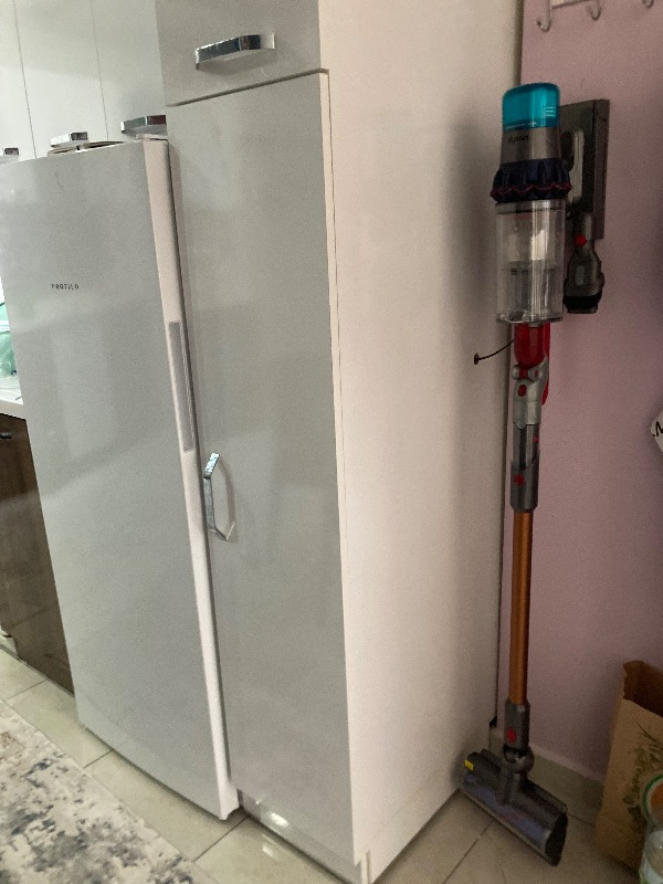 Dyson V15 Detect™ Absolute Prusya Mavisi 29.6 V Güç Değeri ile Dikey Kullanım İçin HEPA Filtreli Süpürge