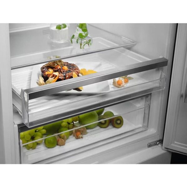 Electrolux LNT6ME46X3 481 Litre No Frost Kombi Buzdolabı E Enerji Sınıfı ile Hızlı Soğutma Özelliği