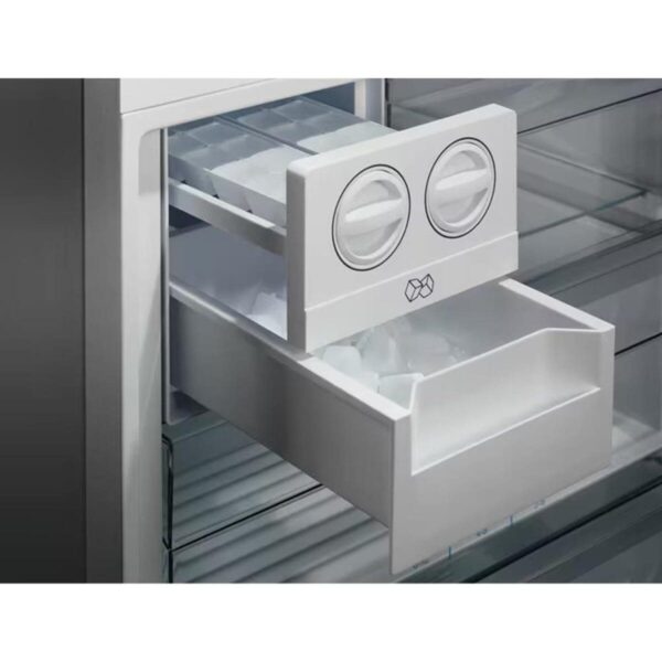 Electrolux LNT6ME46X3 481 Litre No Frost Kombi Buzdolabı E Enerji Sınıfı ile Hızlı Soğutma Özelliği