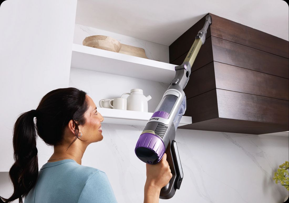Shark Powerdetect Clean&empty Pet Başlıklı Şarjlı Dikey Süpürge